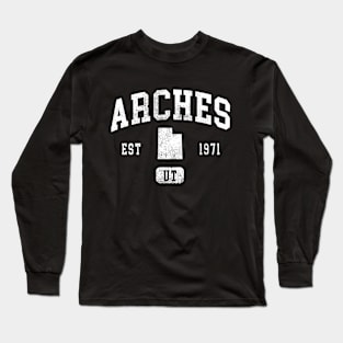 Arches Vintage National Park utah Long Sleeve T-Shirt